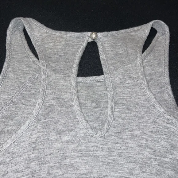 GYPSY DREAMS FRAYED TANK - Picture 12 of 15